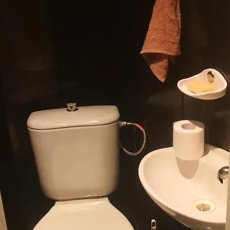 Dvieju Kambariu 
